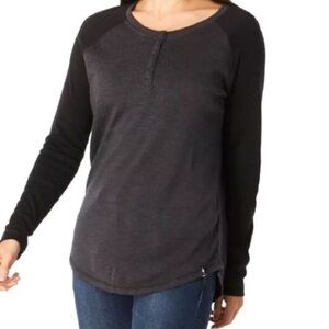 Smartwool Women's Merino
250 Travel Henley in Charcoal
Heather Size Large